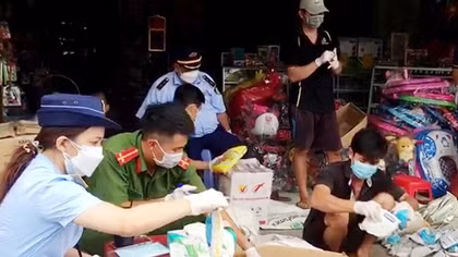 Đấu tranh với tội phạm sản xuất, buôn bán phân bón, thuốc bảo vệ thực vật giả