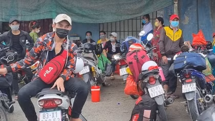 Khuyến cáo người dân không tự ý di chuyển về quê