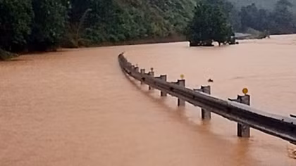 Tập trung ứng phó với mưa lũ tại khu vực Trung Bộ và Tây Nguyên