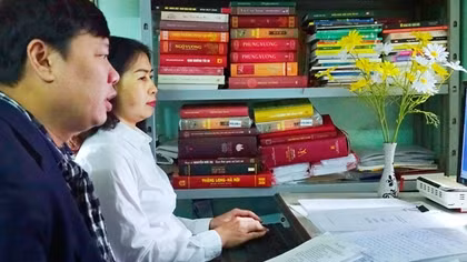 Nhà văn Phùng Văn Khai: Từ "cây bút binh nhì" đến tiểu thuyết lịch sử