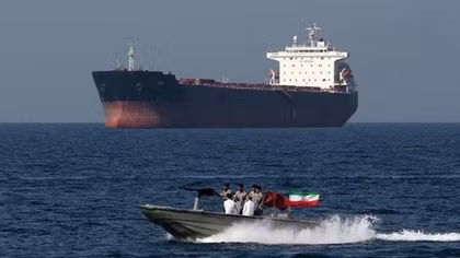 Iran lại bắt tàu dầu nước ngoài