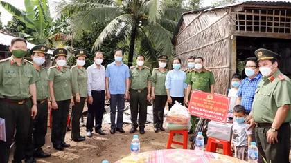 Công an TP Cần Thơ thực hiện hiệu quả mục tiêu kép
