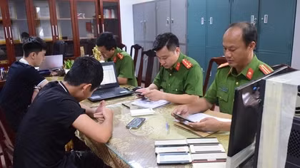 Ngăn chặn game bài online