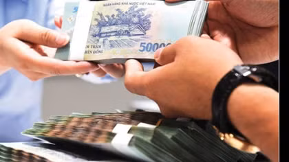 Vẫn mắn đẻ trong giãn cách