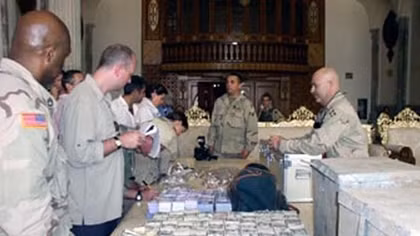 Chiêu trò “móc túi” quân đội Mỹ của người Afghanistan và Iraq