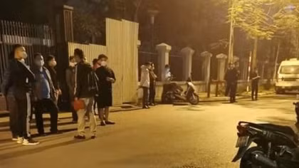 Điều tra nguyên nhân bé trai lớp 6 rơi từ tầng 22 xuống đất tử vong