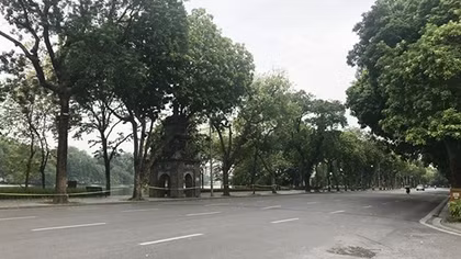 Chờ ngày tái thiết