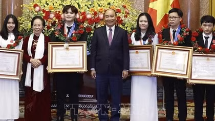 Chú trọng việc ươm mầm và nuôi dưỡng tài năng cho đất nước