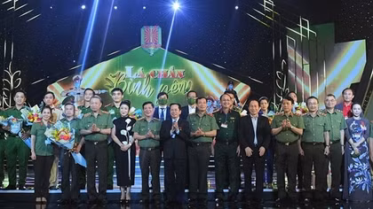 Tri ân những đóng góp thầm lặng và sự hy sinh trong đại dịch