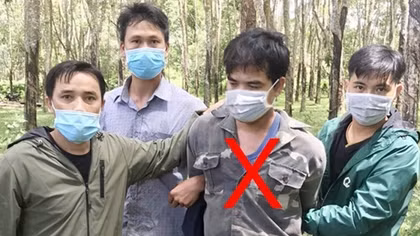 Công an xã bắt giữ đối tượng truy nã