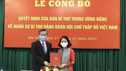 Đồng chí Bùi Thị Hòa giữ chức Bí thư Đảng đoàn Hội Chữ thập đỏ Việt Nam