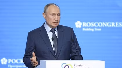 Tổng thống Putin xác nhận Nga-Mỹ đang chạy đua vũ trang