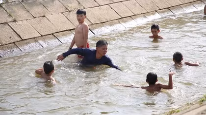 Học sinh nông thôn ít có cơ hội được học bơi an toàn