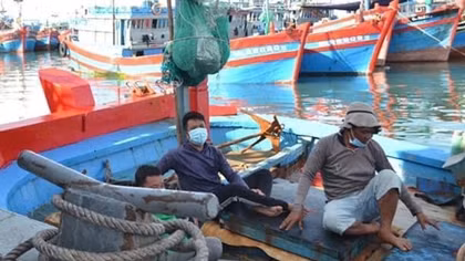 Tàu cá mất tín hiệu giám sát hành trình, 13 ngư dân đảo Lý Sơn bị buộc phải cách lý tập trung