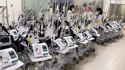 VPBank chi viện khẩn cấp thêm 1.000 máy thở oxy dòng cao cho “tâm dịch” phía Nam