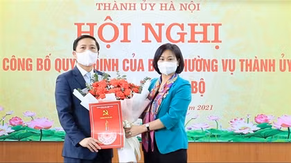 Giám đốc Sở Thông tin và truyền thông Hà Nội được điều động giữ chức Bí thư huyện uỷ Mê Linh