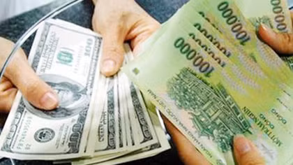 VND lên giá gần 1,5% so với USD