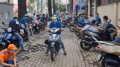 Ngày “bình thường mới" đầu tiên tại TP Hồ Chí Minh