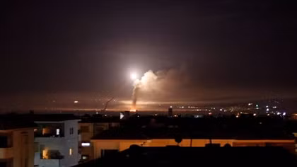 Israel phóng tên lửa vào thủ đô Syria