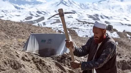 Ai chia “miếng bánh” tài nguyên ở Afghanistan?