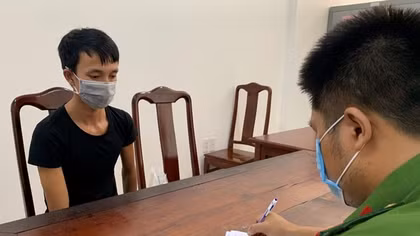 Đột nhập tiệm bạc trộm tài sản 100 triệu đồng