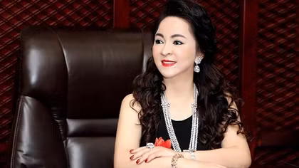 Công an TP Hồ Chí Minh làm việc với bà Phương Hằng và luật sư phía ông Võ Hoàng Yên