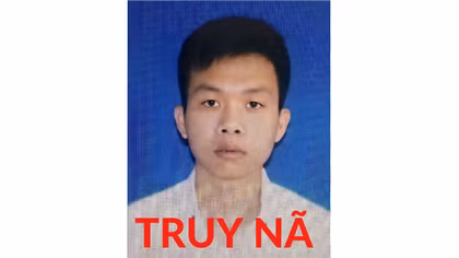 Truy nã đối tượng “Tổ chức cho người khác xuất cảnh trái phép”