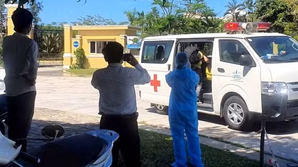 Phạt 7,5 triệu đồng lái xe cứu thương chở người từ tâm dịch TP Hồ Chí Minh về Đà Nẵng