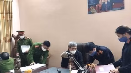 Khởi tố nguyên Giám đốc Trung tâm phát triển quỹ đất huyện Thanh Liêm