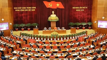 Bế mạc Hội nghị Trung ương 4