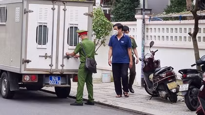 Bắt Giám đốc Ban lý dự án đầu tư và xây dựng TP Hội An