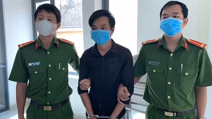 Xử lý nghiêm đối tượng vượt chốt kiểm dịch, tấn công lực lượng làm nhiệm vụ
