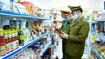 Kiểm soát chống buôn lậu các mặt hàng thiết yếu