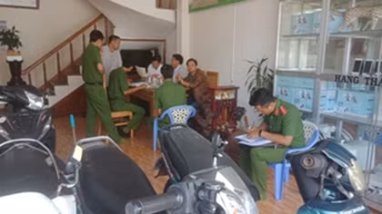 Chính quyền đồng hành với người dân trong cuộc chiến chống “tín dụng đen”