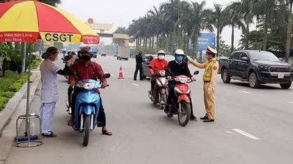 Tăng cường đảm bảo trật tự an toàn giao thông trong điều kiện dịch COVID-19