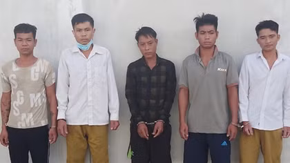 Lợi dụng giãn cách xã hội, xẻ trộm thịt trâu đem bán