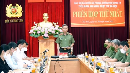 Bảo đảm an ninh, trật tự, an toàn xã hội, thực hiện thắng lợi nhiệm vụ phòng, chống dịch