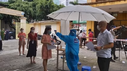 Hà Nội thêm 38 ca mắc mới, có 16 ca ở ổ dịch Thanh Xuân Trung