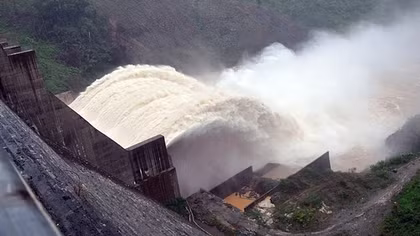 4 thủy điện lớn tại Quảng Nam cùng lúc vận hành xả lũ