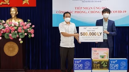 BAC A BANK cùng Tập đoàn TH trao tặng hơn 500.000 sản phẩm ủng hộ công tác phòng, chống dịch