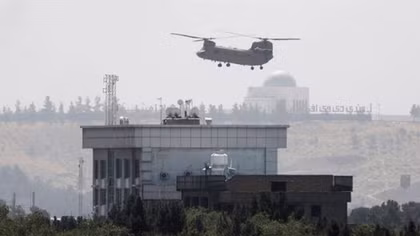 Taliban bất ngờ muốn Mỹ ở lại Kabul