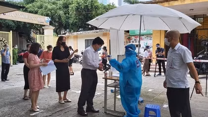 Hà Nội thêm 50 ca mắc COVID-19, riêng quận Thanh Xuân có 23 ca