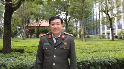 Vận động các chức sắc, chức việc tôn giáo tham gia bảo đảm an ninh trật tự