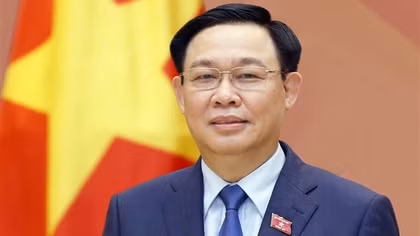 Latvia nhượng vaccine phòng COVID -19 cho Việt Nam