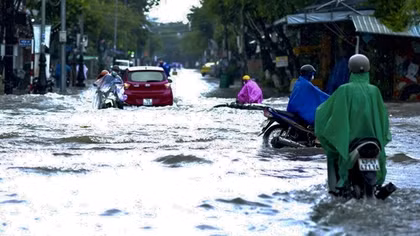 Bộ Giao thông vận tải chỉ đạo khẩn ứng phó mưa bão miền Trung và Tây Nguyên