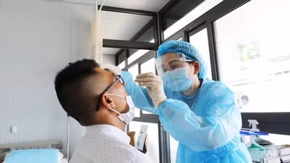 Hà Nội yêu cầu công khai giá dịch vụ xét nghiệm COVID-19