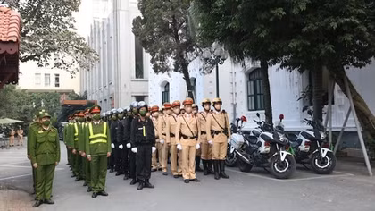 Công an TP Hà Nội ra quân thực hiện cao điểm trấn áp tội phạm