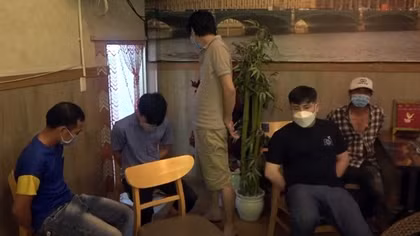 Triệt phá tụ điểm cá độ bóng đá có 2 ca F0