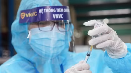 Chưa tiêm vaccine phòng COVID-19 cho học sinh