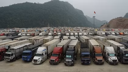 Hàng nghìn xe container nông sản ùn tắc tại các cửa khẩu Lạng Sơn